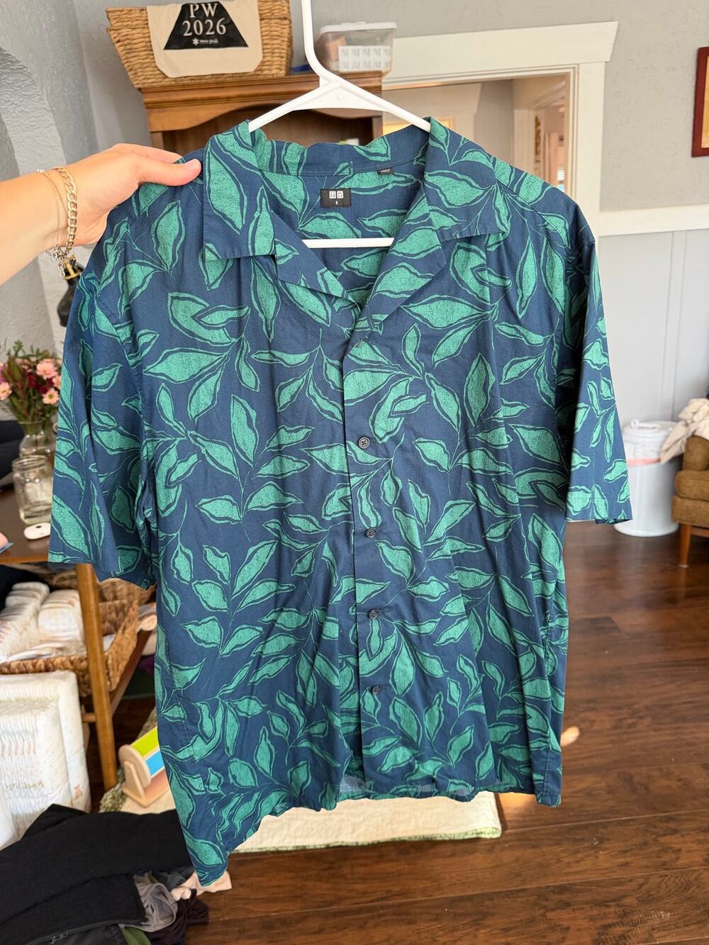 UNIQLO Navy Green Tropical Leaf Print Camp Collar Shirt Size S